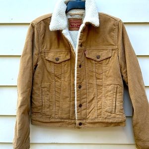 Levi's women's small corduroy Carmel color sherpa trucker jacket